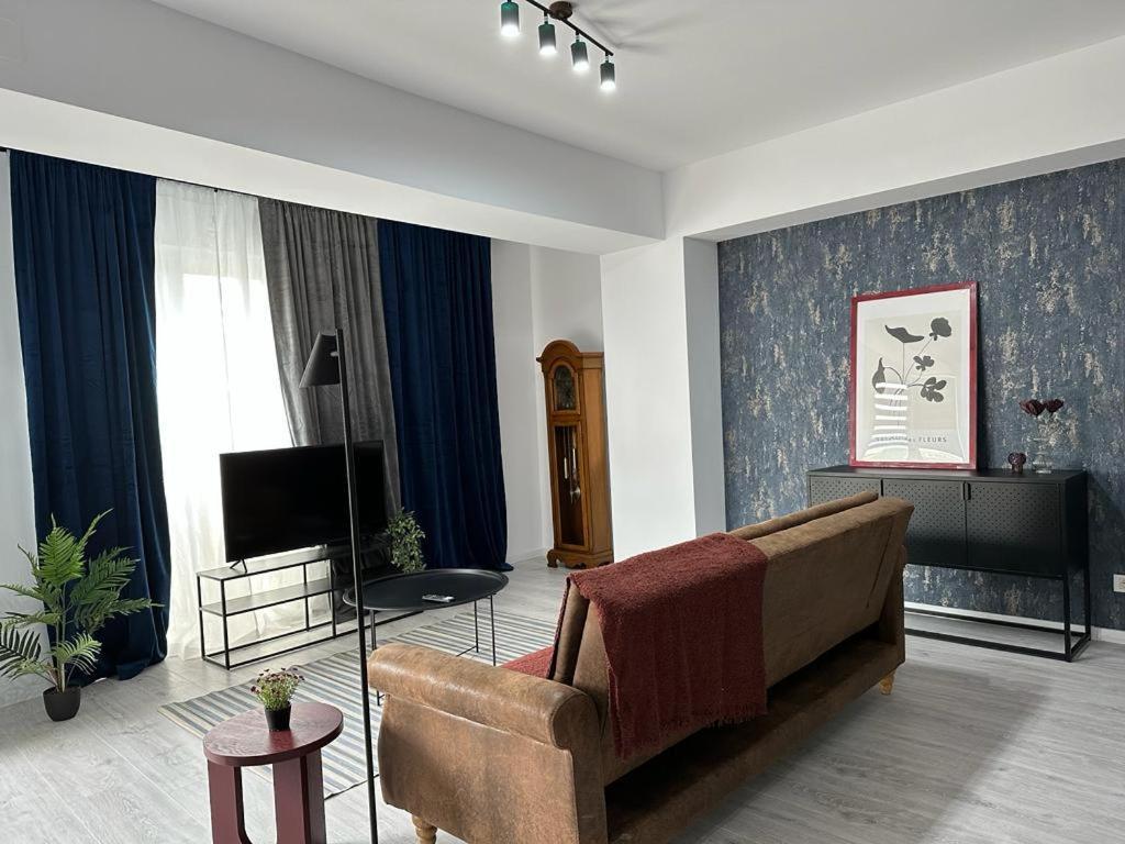 City Center Accommodation - 308 Resita Ngoại thất bức ảnh